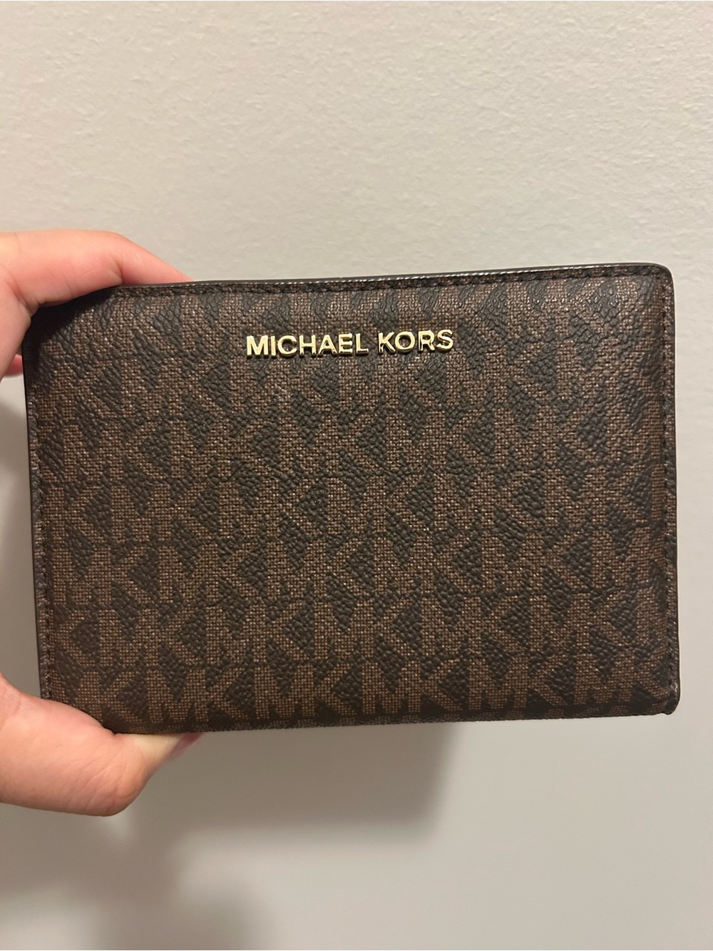 MK card and coin holder